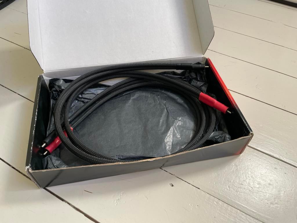 The Chord Company Signature RCA 1,0 en 1,5 meter, Ophalen of Verzenden, Gebruikt, Minder dan 2 meter, Interlink-kabel