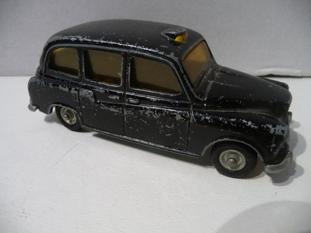 London Taxi Budgie models zwart . Verzenden kan ook, Ophalen of Verzenden, Gebruikt, Auto