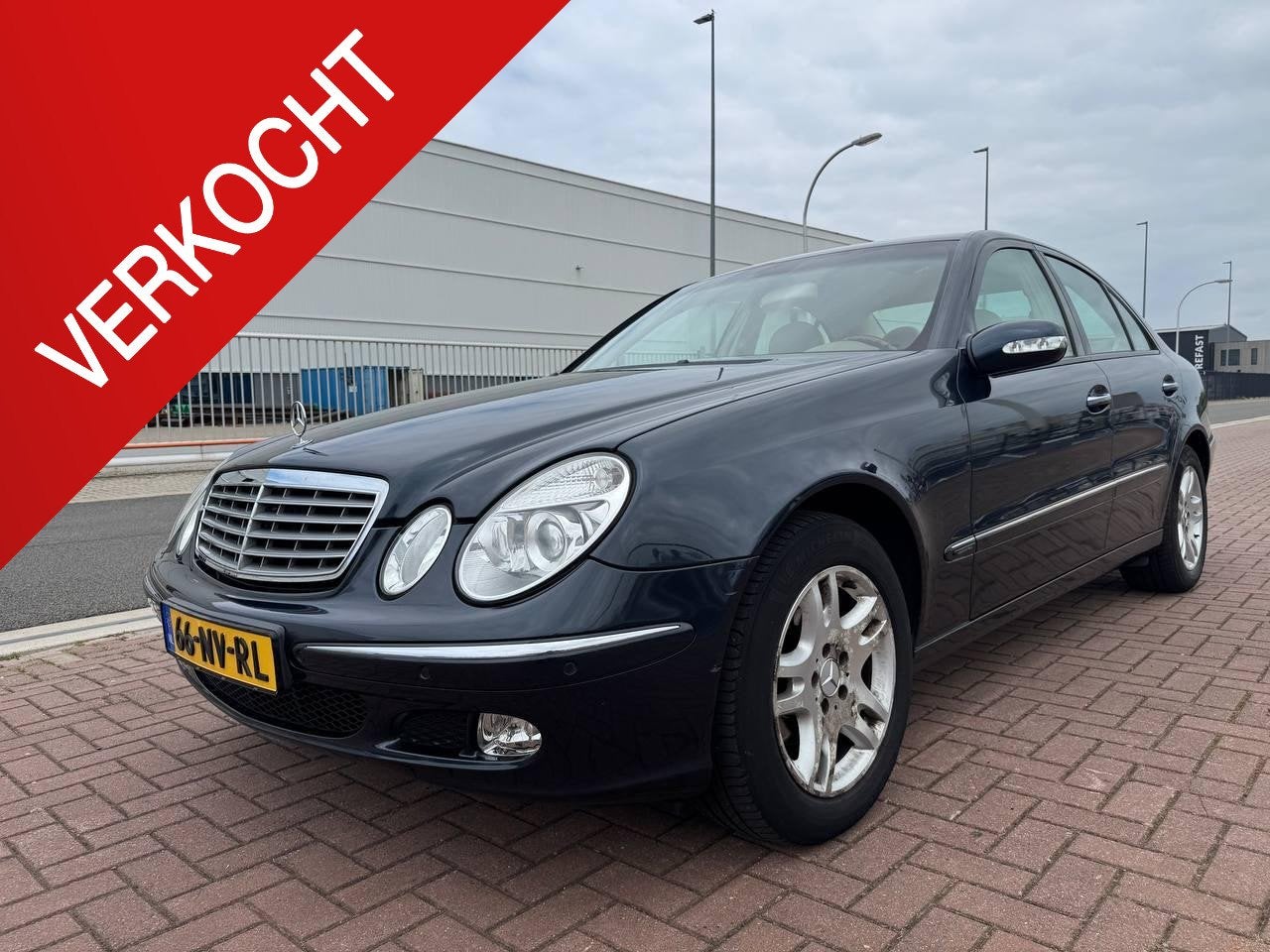 Mercedes-Benz E-klasse 200 K. Elegance, Auto's, Automaat, Gebruikt, 4 cilinders, 1505 kg
