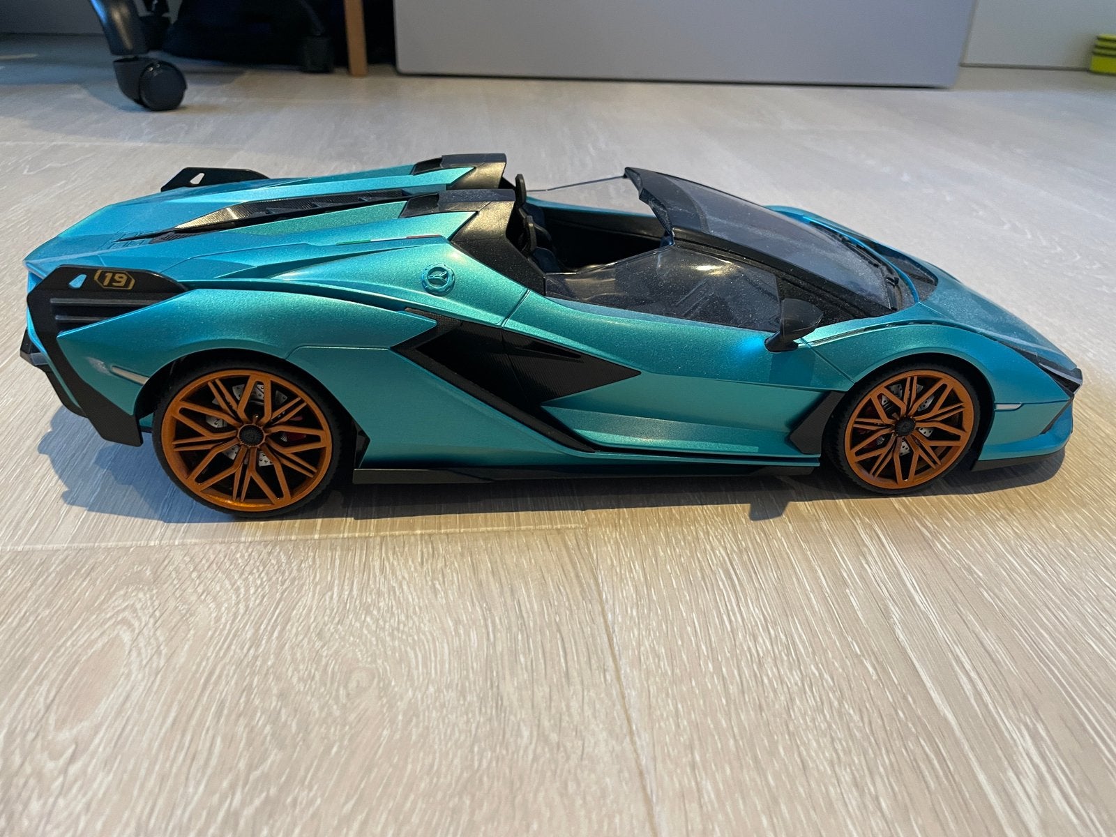 bestuurbare race auto, Ophalen, Zo goed als nieuw