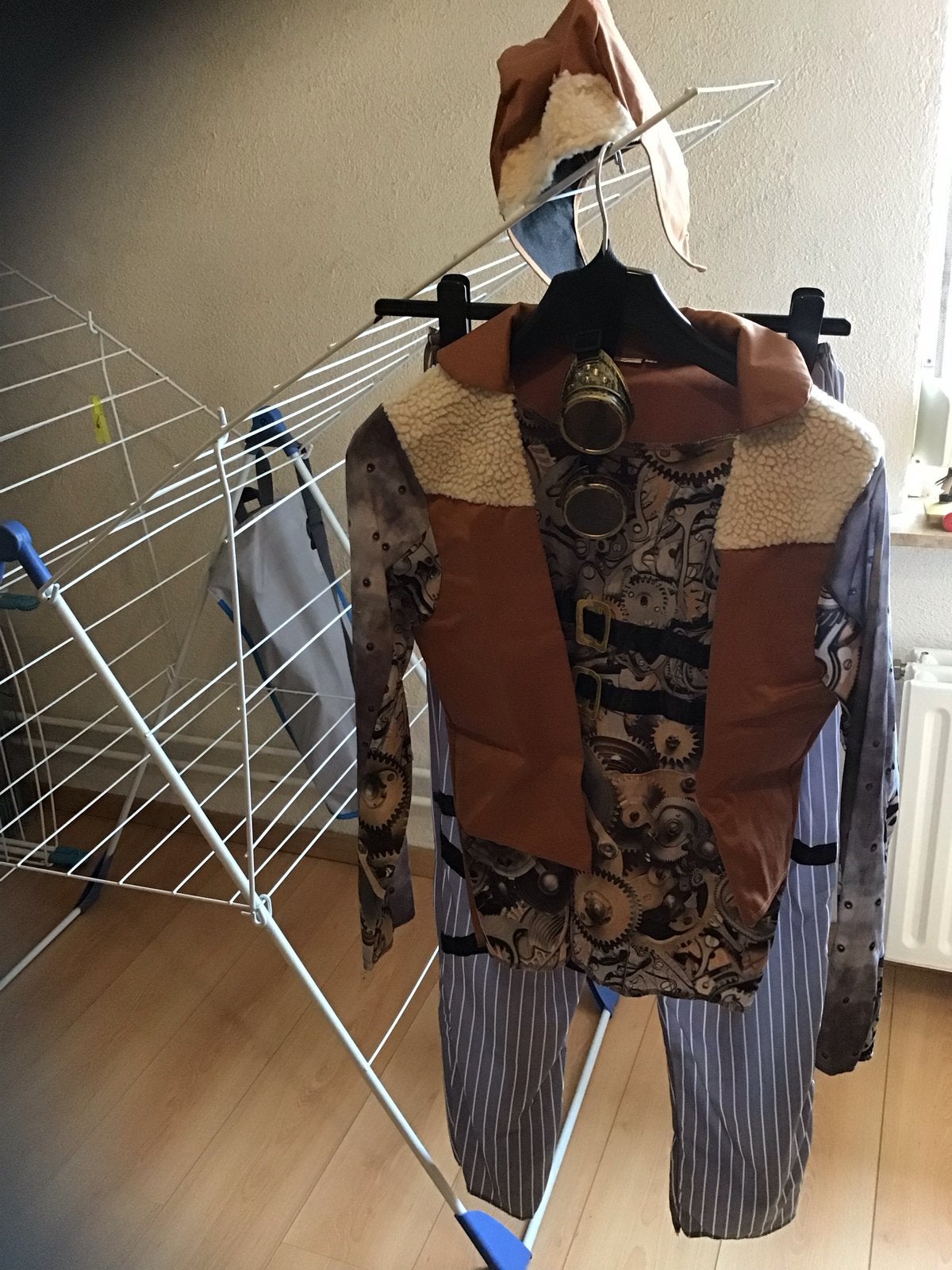 Steampunk Piloot Kostuum Volwassenen - Maat L, Ophalen of Verzenden, Zo goed als nieuw, Pak of Jurk