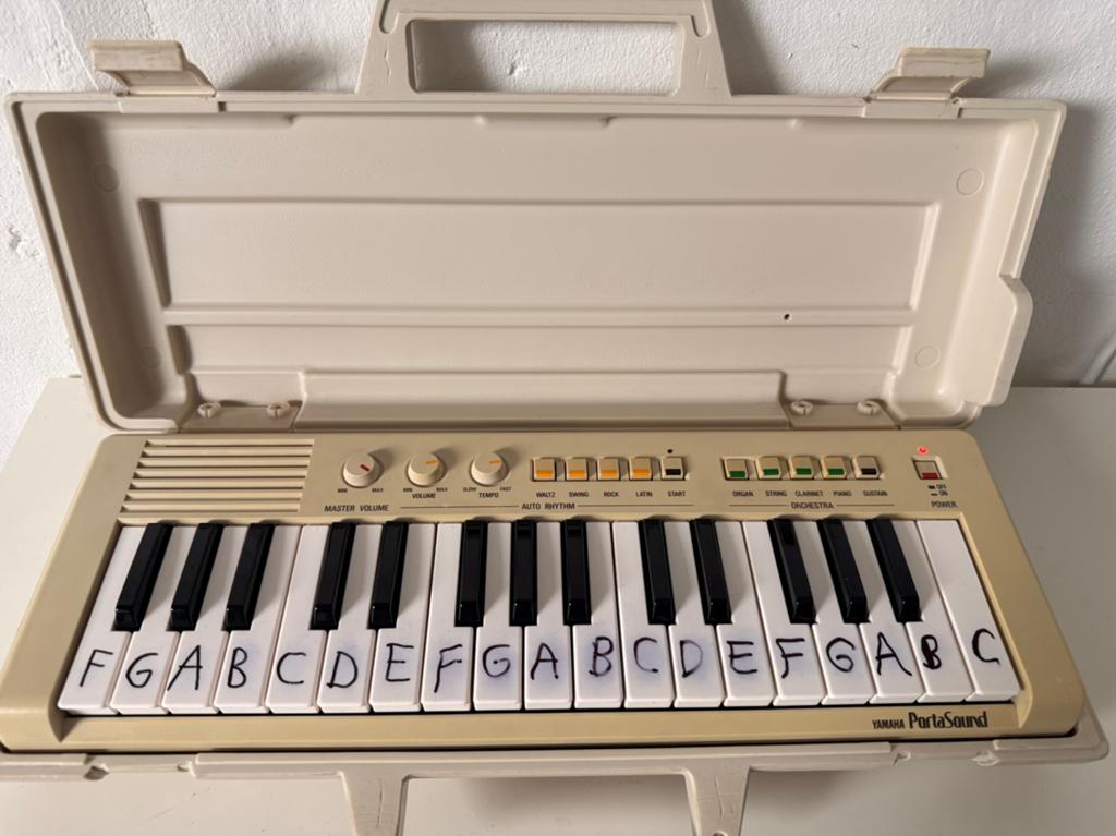 Yamaha PortaSound PS-1 (Opknapper / Voor onderdelen), Muziek en Instrumenten, Keyboards, Ophalen of Verzenden, Zo goed als nieuw