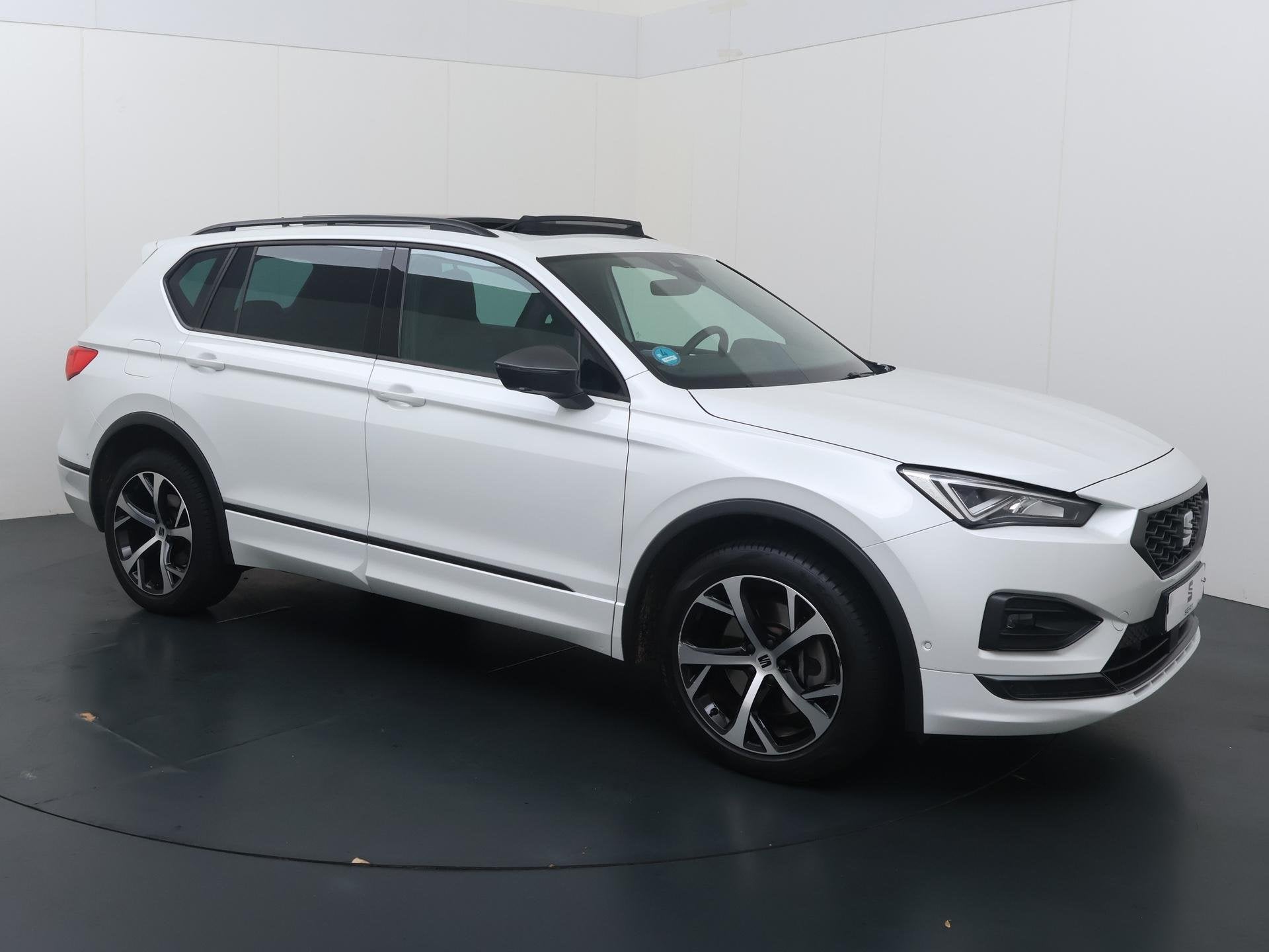 SEAT Tarraco 1.4 TSI e-Hybrid PHEV FR Business | 245 PK | So, Auto's, 12 maanden, 4 cilinders, Alcantara, Wit