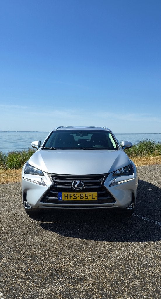 Lexus NX 200t 2.0 Turbo AWD uit 2015, Auto's, Automaat, 238 pk, Zwart, 1811 kg