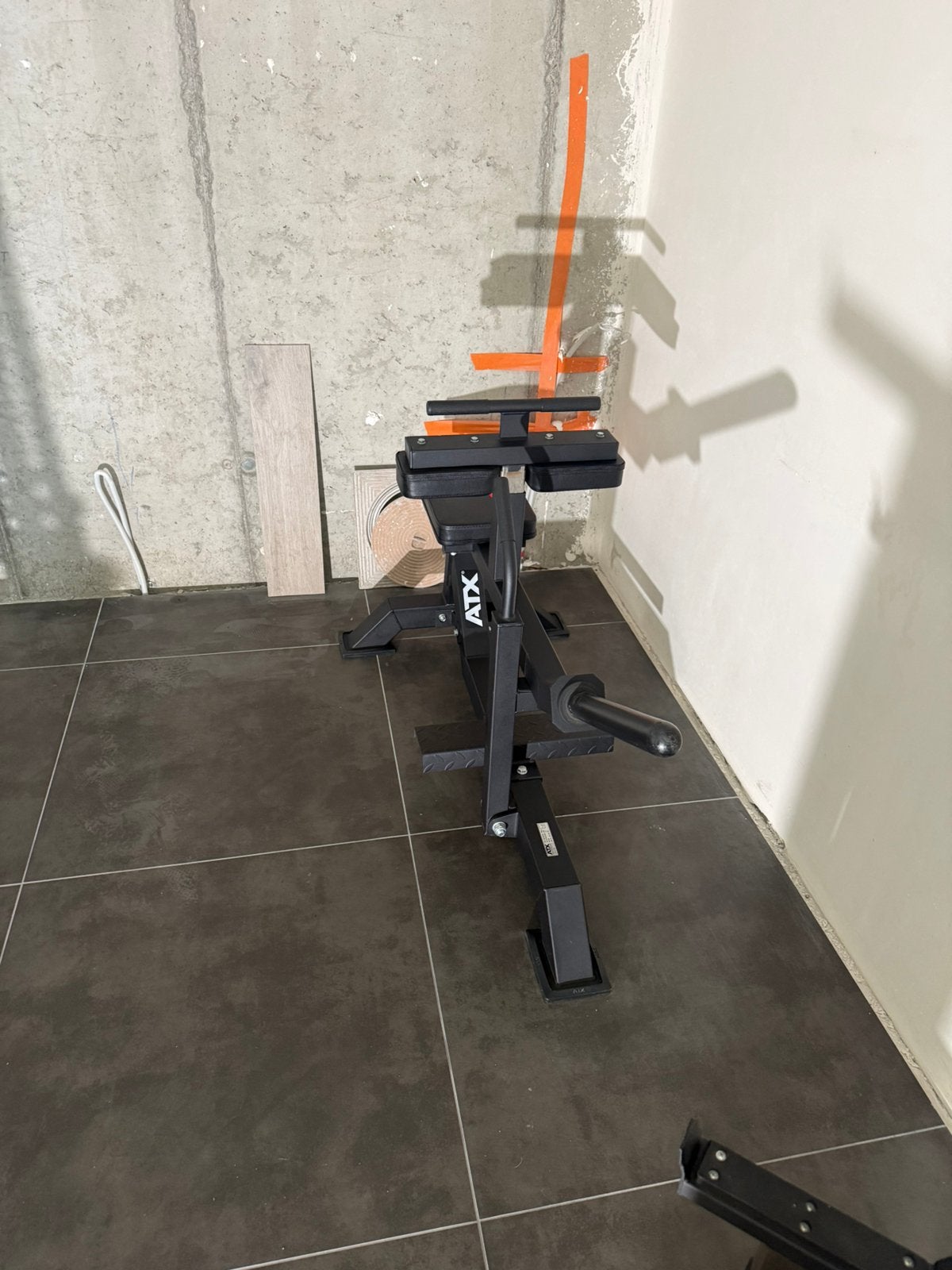 ATX Seated Calf machine plus twee ATX 25kg schijven., Sport en Fitness, Ophalen, Zo goed als nieuw, Benen, Overige typen