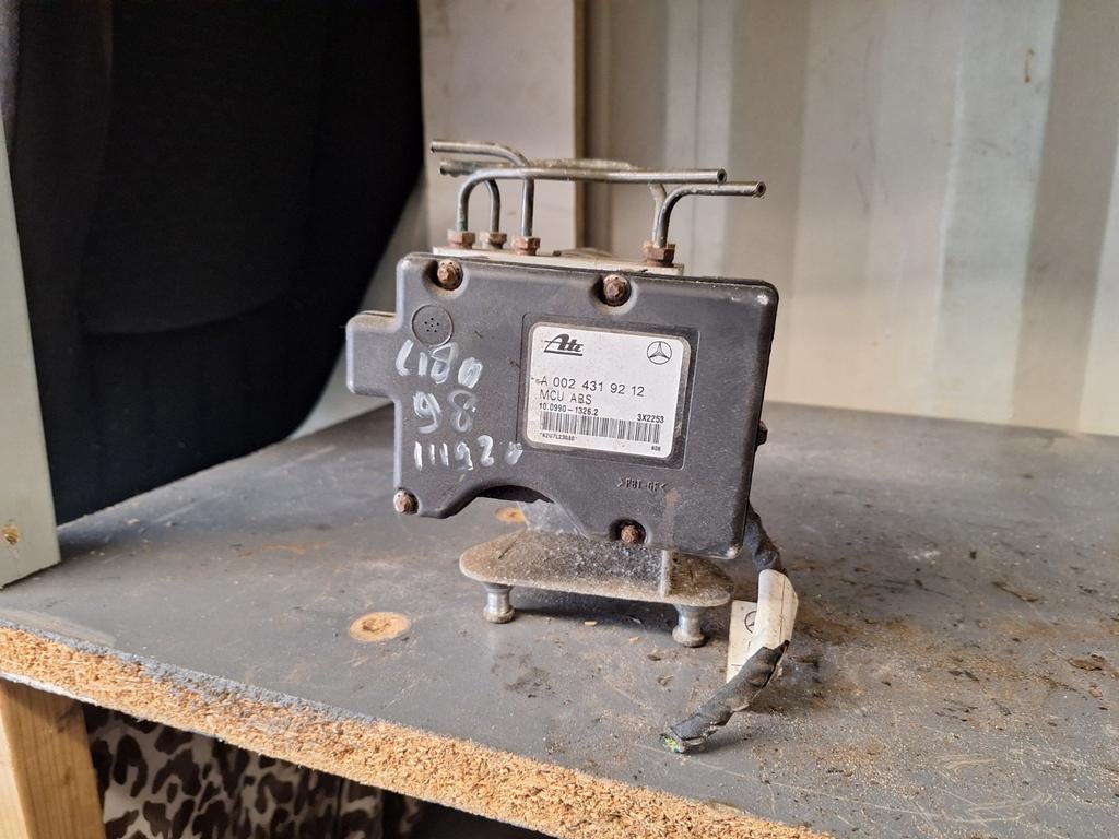 Abs pomp Mercedes W202 C-klasse, Ophalen, Gebruikt, Mercedes-Benz, W202