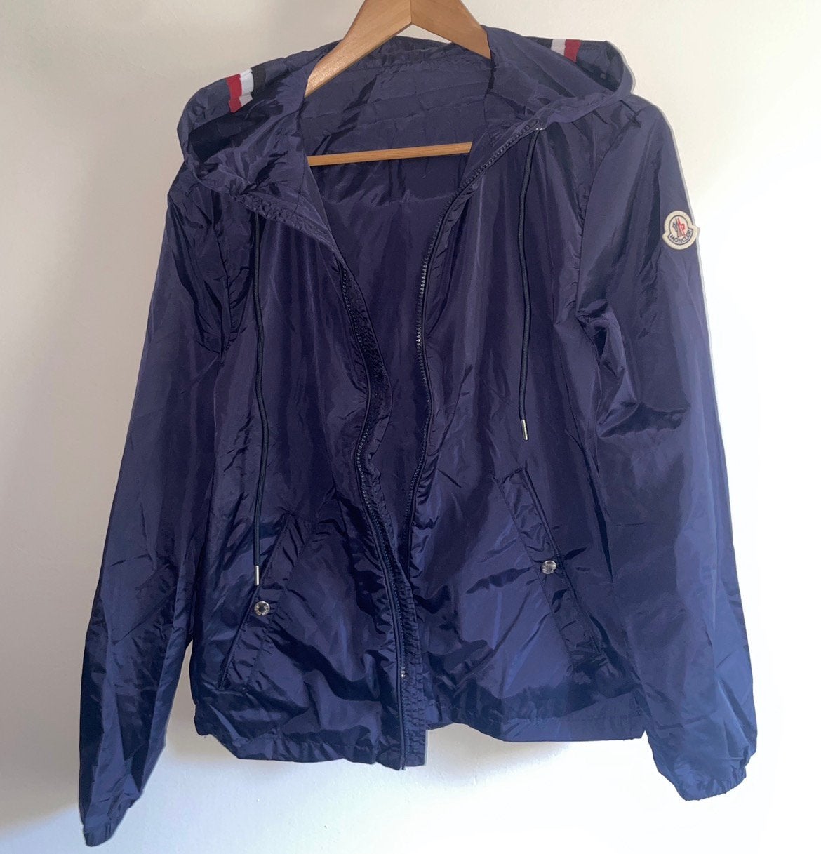 Moncler jas L, Kleding | Heren, Verzenden, Zo goed als nieuw, Maat 52/54 (L), Blauw