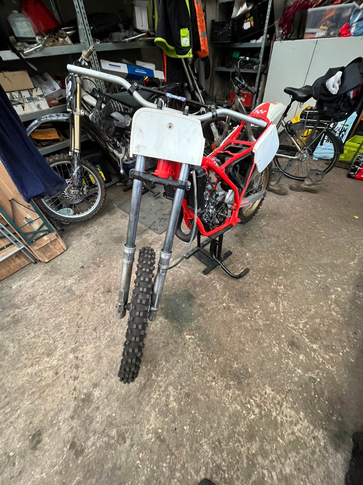 Yamaha yz 125cc 2 takt uit 1985, Fietsen en Brommers, Yamaha, Zo goed als nieuw, 5 versnellingen, 125 cc