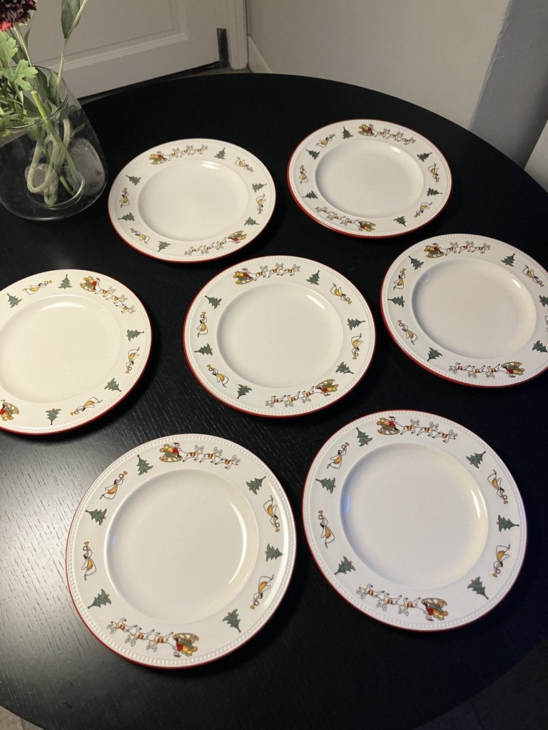 Wedgwood Windsor Christmas kerst ontbijtborden 7 stuks, Huis en Inrichting, Vintage, Ophalen of Verzenden, Zo goed als nieuw, Bord(en)