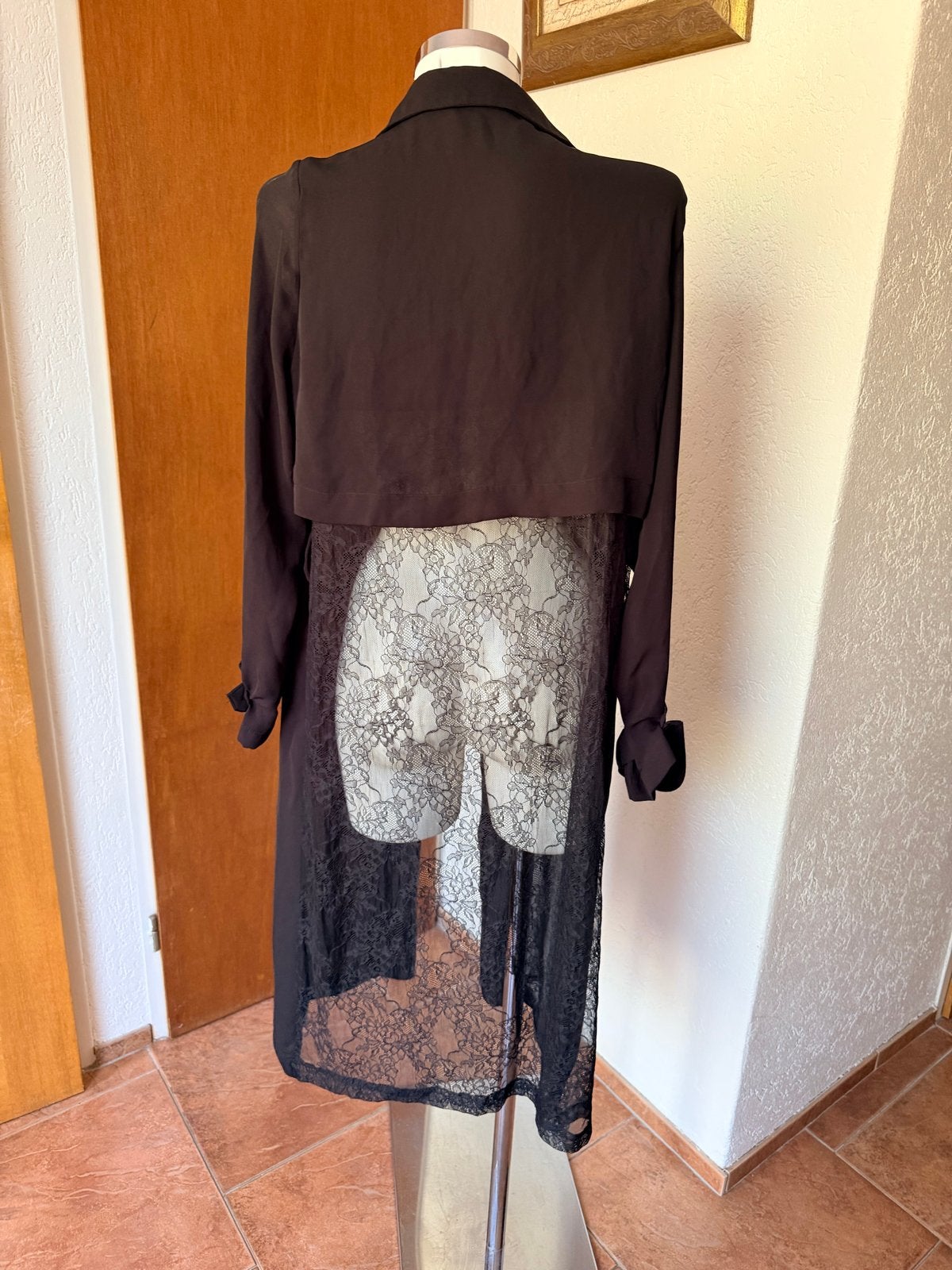Zara Basic Zwarte Lange Blouse met Kant - Maat M, Maat 38/40 (M), Zwart, Ophalen of Verzenden, Zo goed als nieuw