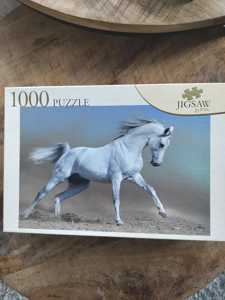 Jigsaw Puzzel Wit Paard 1000 Stukjes, Ophalen of Verzenden, 500 t/m 1500 stukjes, Gebruikt, Legpuzzel