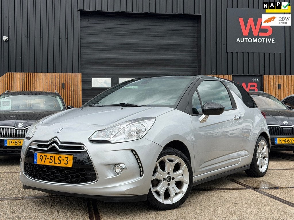Citroen DS3 1.6 So Chic PDC Clima Cruise Leder Stoelverwarmi, Auto's, Citroën, Voorwielaandrijving, Euro 5, Zwart, 4 cilinders