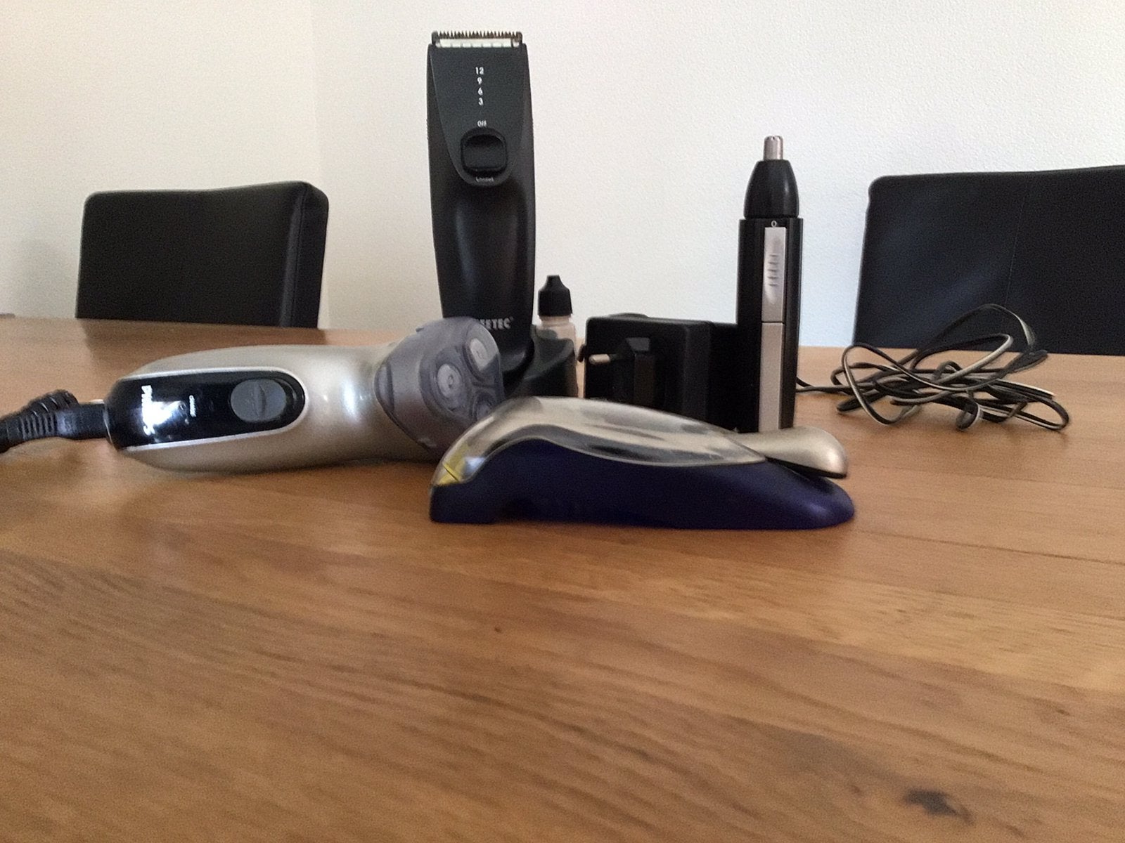Scheerapparaat electrisch, tondeuse,neus-oortrimmer,, Ophalen of Verzenden, Gebruikt, Gehele gezicht, Verzorging