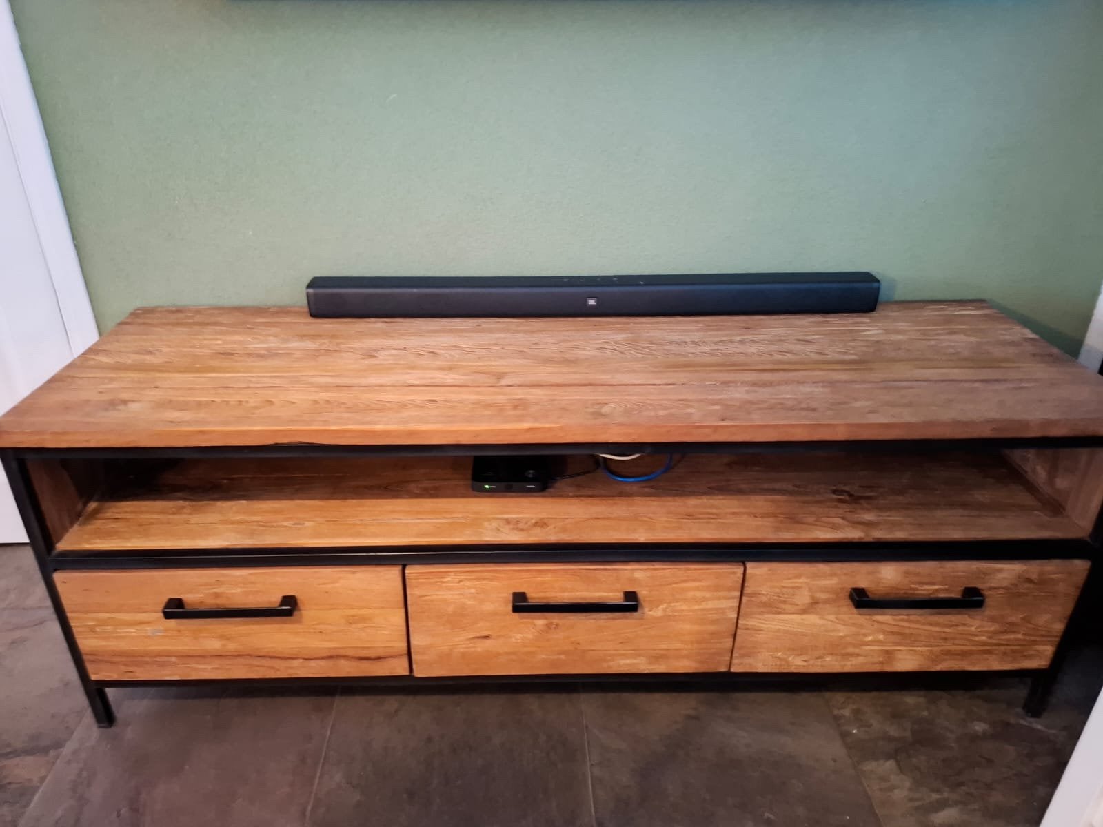 Pronto romaro tv meubel, Ophalen, Gebruikt, 25 tot 50 cm, Minder dan 100 cm