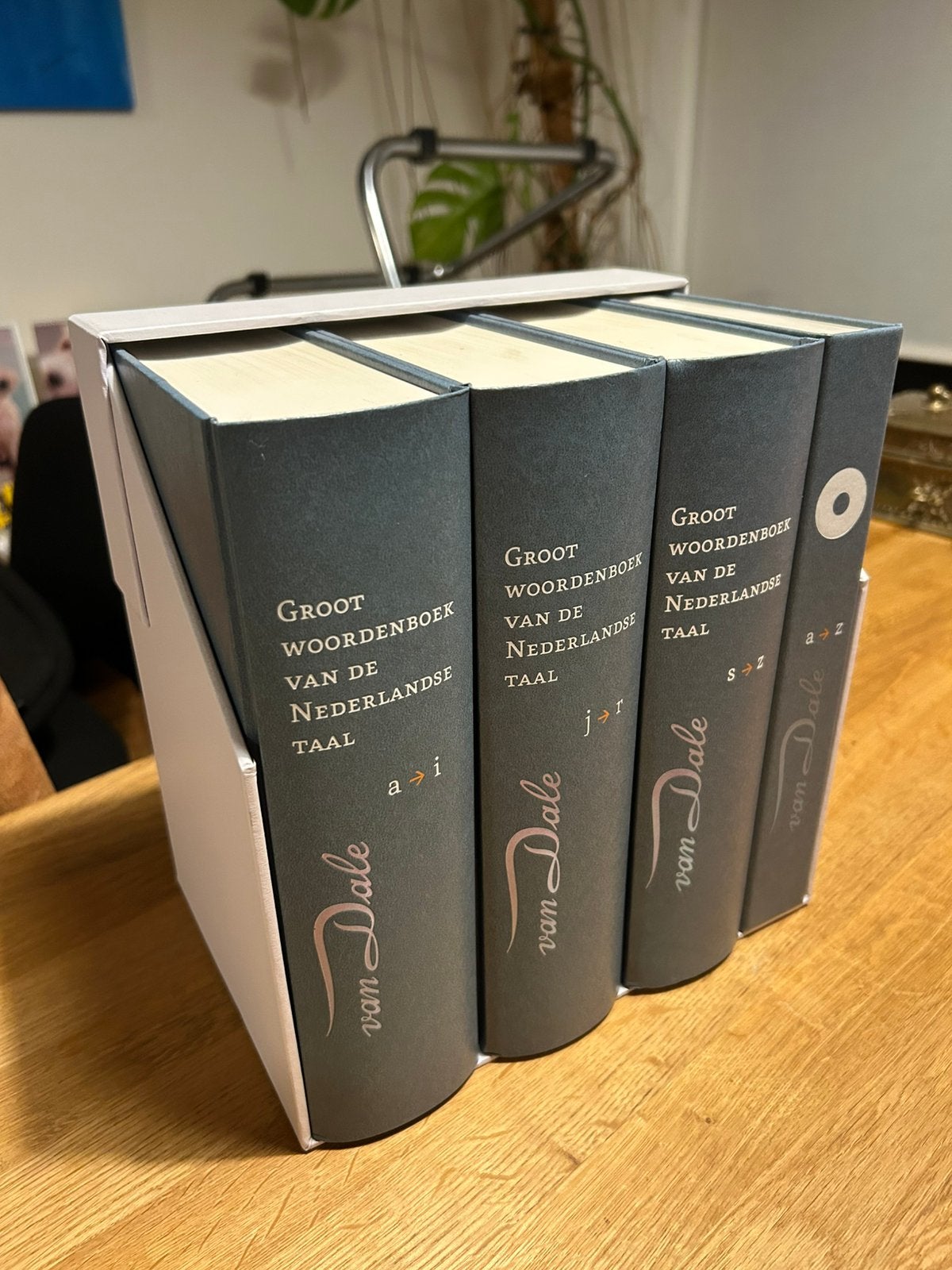 Van Dale set woordenboeken, Boeken, Ophalen, Zo goed als nieuw, Van Dale, Nederlands