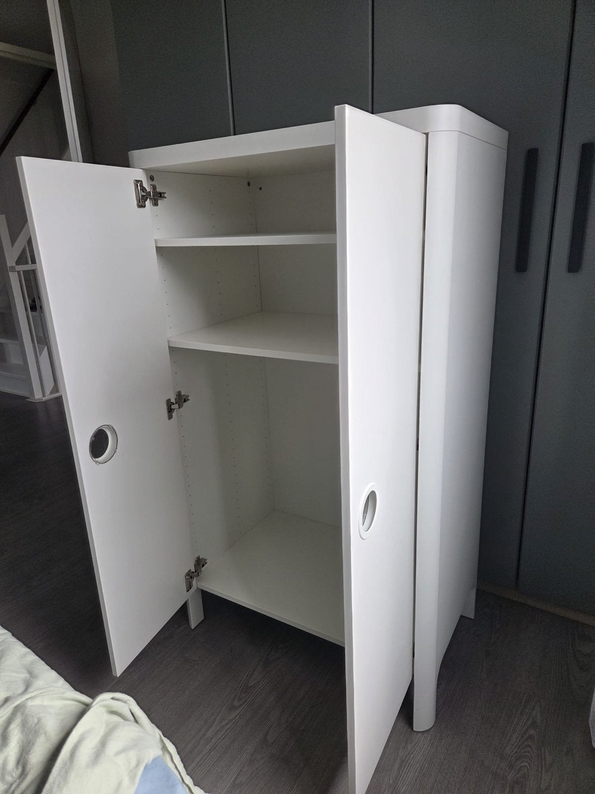 IKEA BUSUNGE Kledingkast - Wit, Ophalen, Gebruikt, Kast, 105 cm of meer
