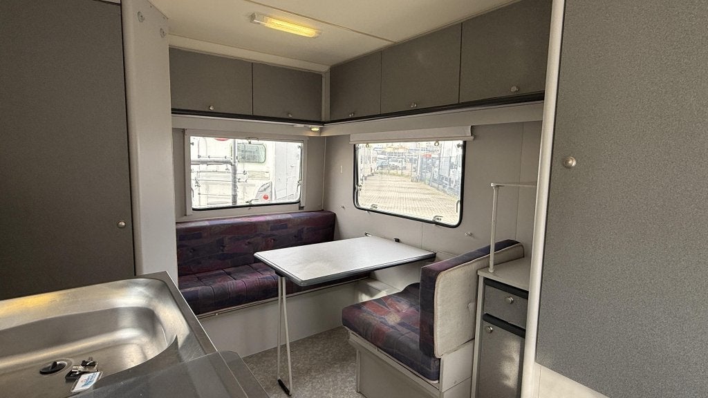 Beyerland Sprinter 430 TM bouwjaar 1994 met voortent, Bedrijf, Treinzit, 4 tot 5 meter, Serviceluik