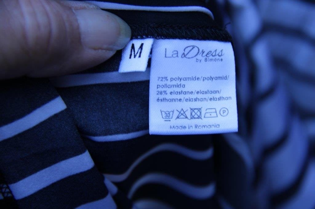 Jurk zwart/ creme La Dress by Simone mt M travel vaste prijs, Maat 38/40 (M), Zwart, Ophalen of Verzenden, Zo goed als nieuw