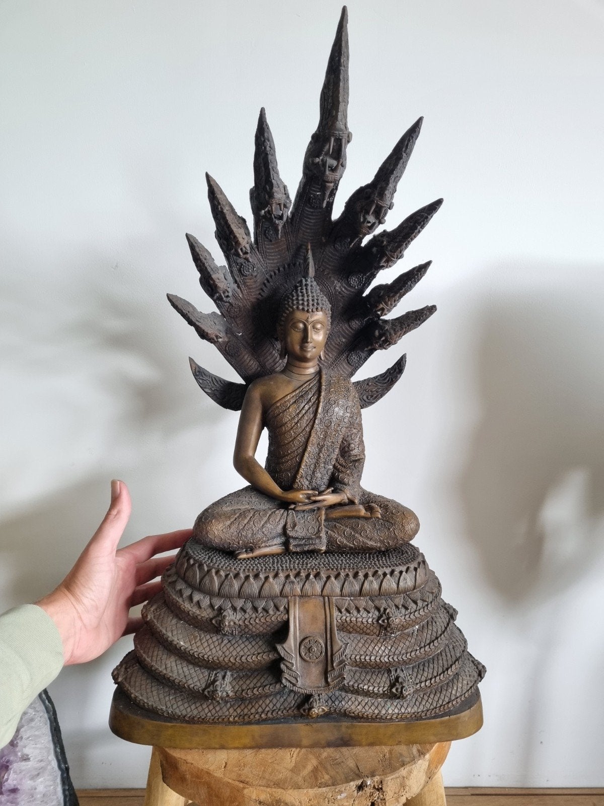 Boeddha beeld op naga troon brons, Ophalen of Verzenden, Buddha bronzes, Info@degaafstewinkel.nl, 2841bh