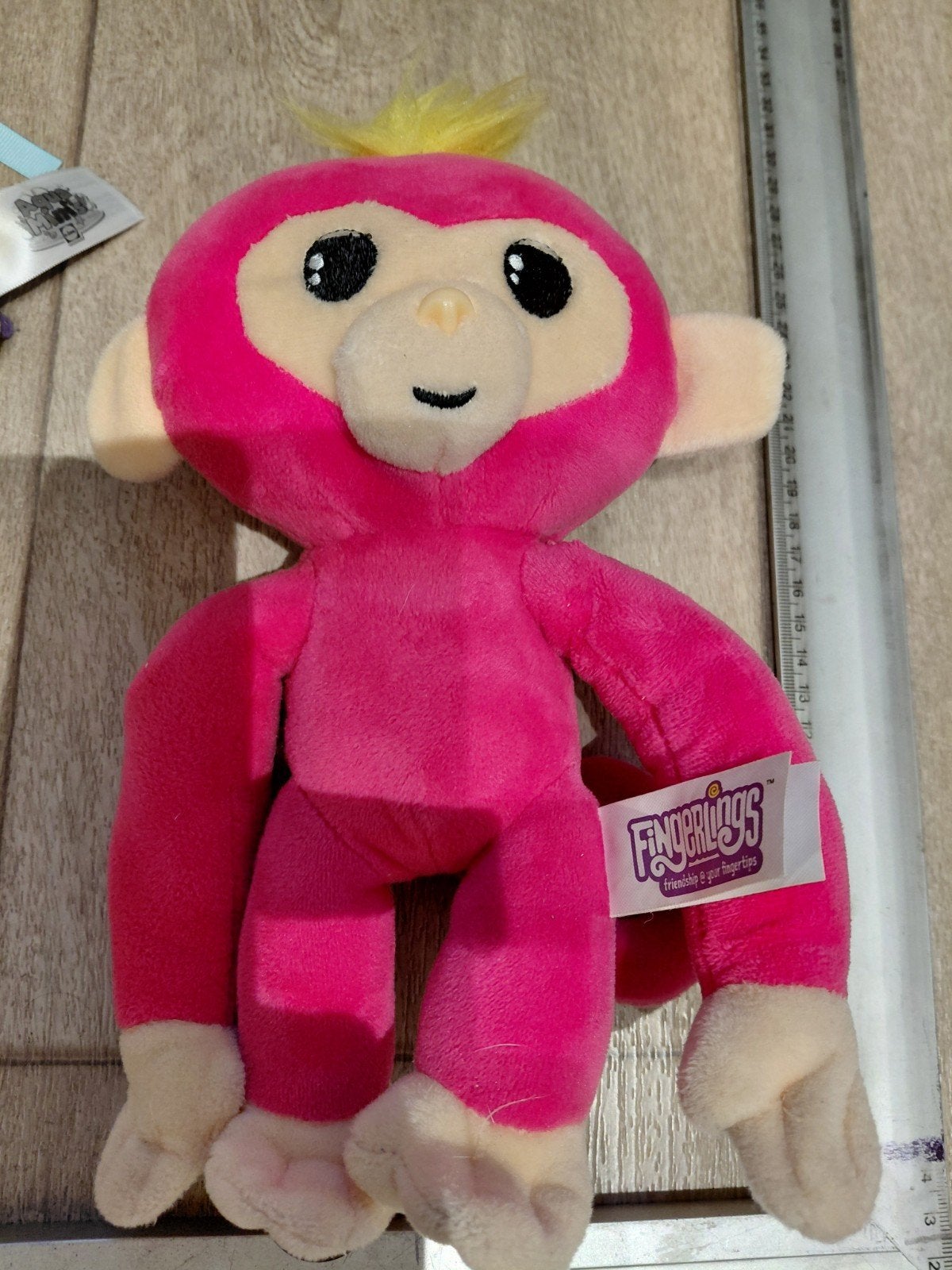 Nieuwe Fingerlings knuffel aap - Roze, Overige merken, Nieuw, Ophalen of Verzenden, Met label