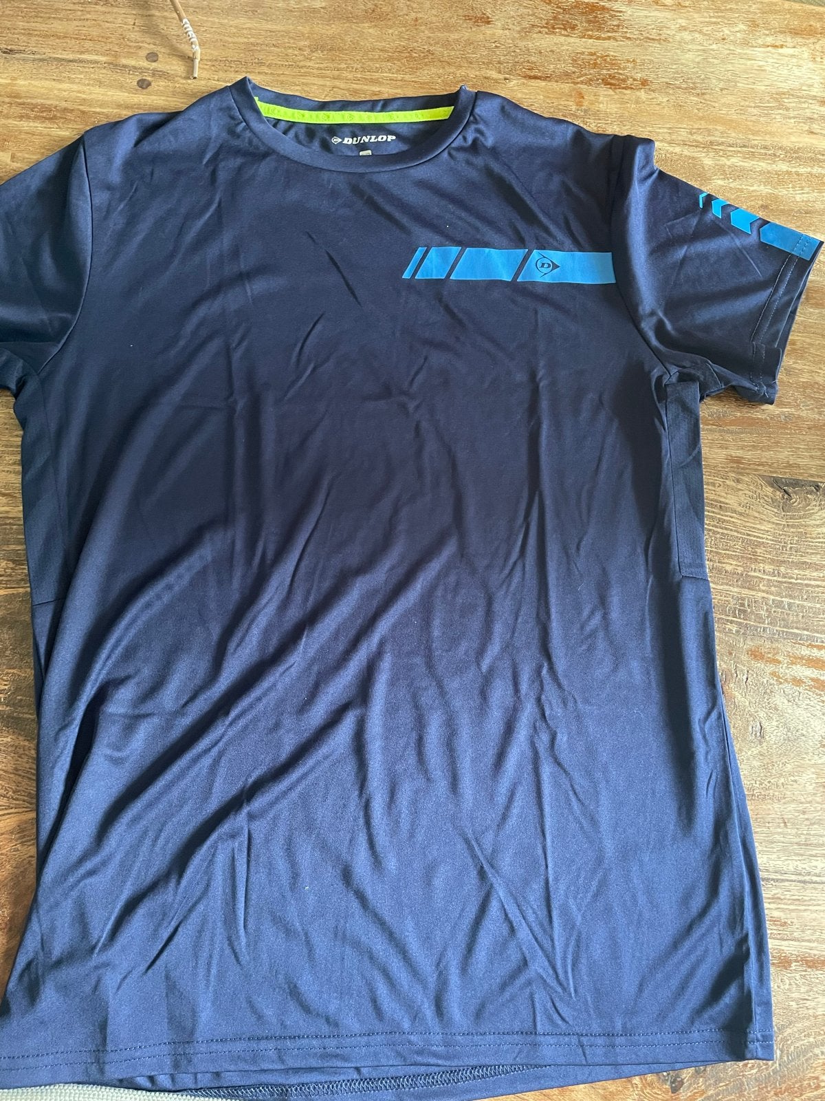 Nieuw jongens Dunlop tennis shirt maat 176, Ophalen, Nieuw, Jongen, Sport- of Zwemkleding