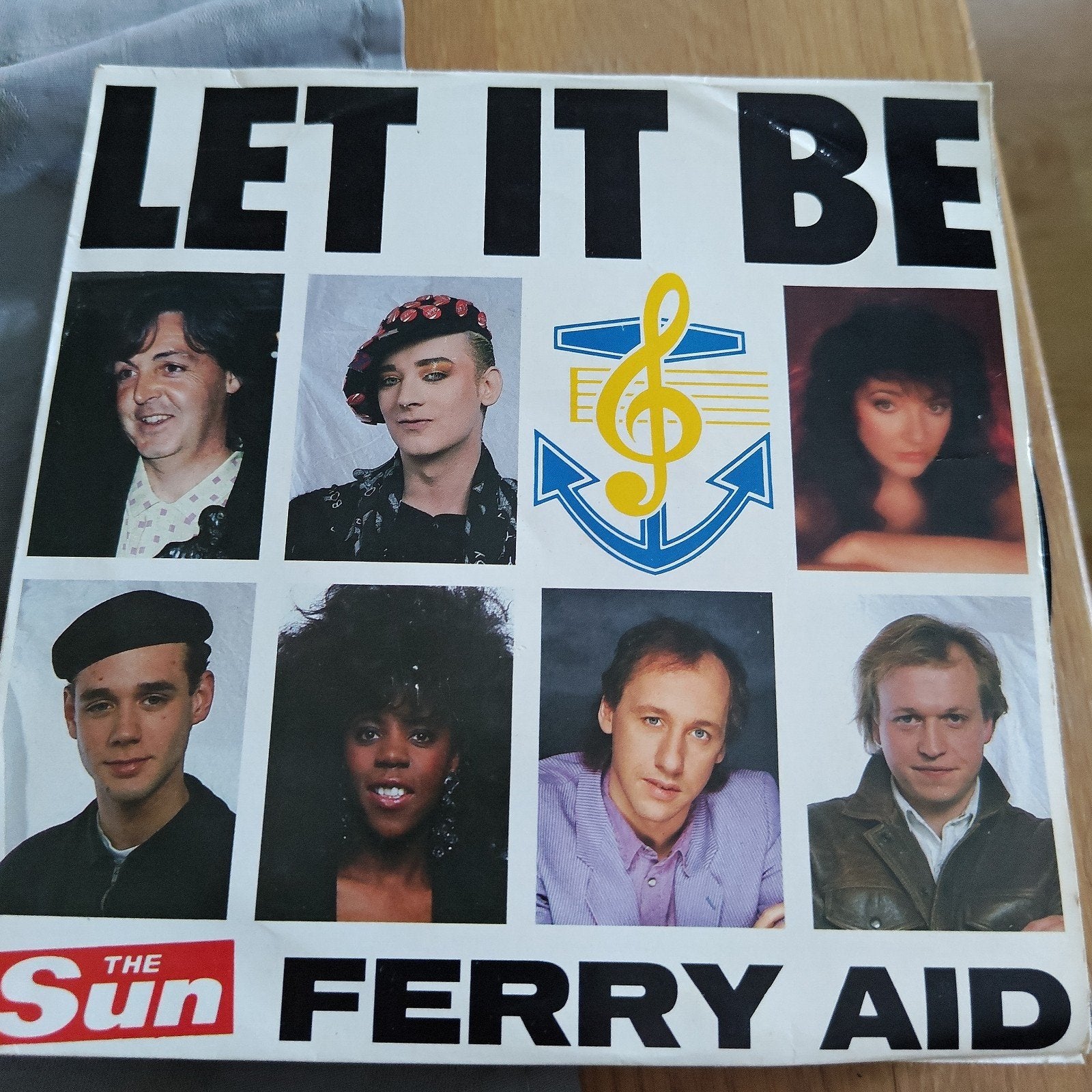 Ferry Aid - Let It Be (Vinyl Single), Ophalen of Verzenden, Gebruikt, 7 inch, EP
