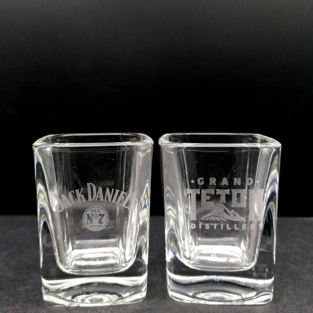 9 Whiskey SHOT glaasjes, Ophalen of Verzenden, Zo goed als nieuw, Borrel- of Shotglas