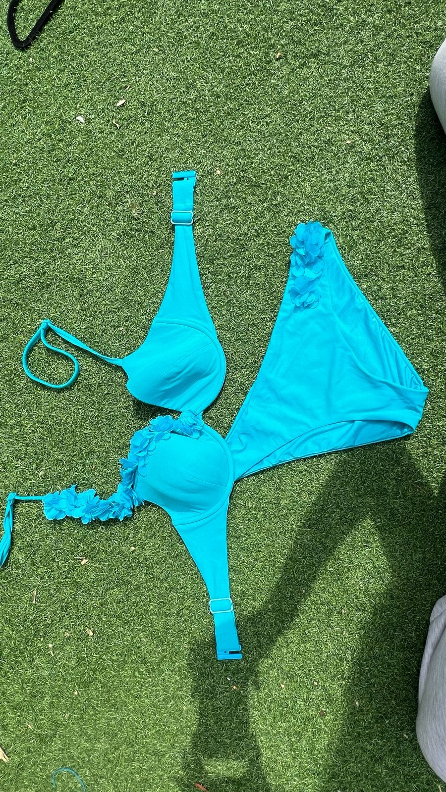 Calzedonia Bikini - Turquoise met bloemendetails, Kleding | Dames, Badmode en Zwemkleding, Ophalen of Verzenden, Gedragen, Blauw
