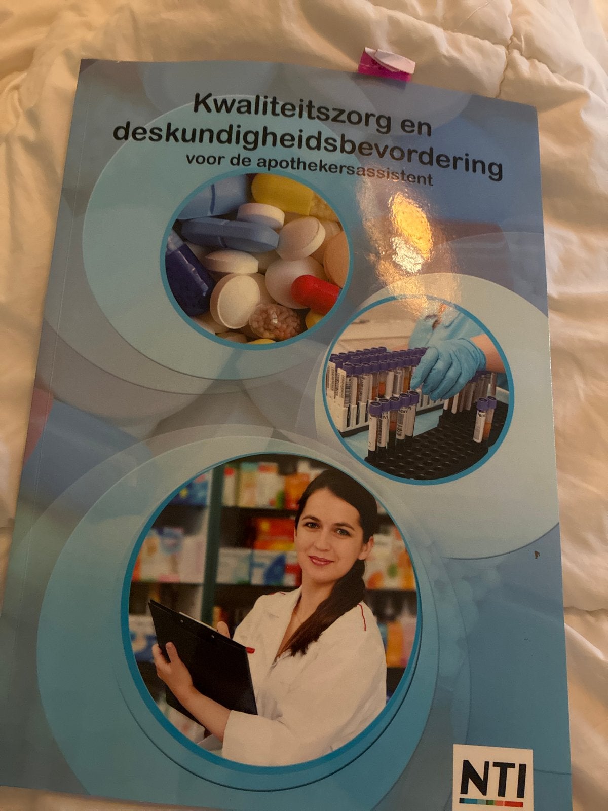 Kwaliteitszorg en deskundigheidsbevordering apothekersassist, Ophalen of Verzenden, Beta, Zo goed als nieuw, MBO