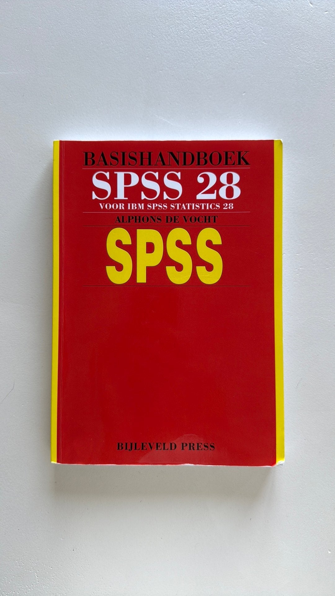 Vocht, Alphons de - Basishandboek SPSS 28, Ophalen of Verzenden, Beta, Zo goed als nieuw