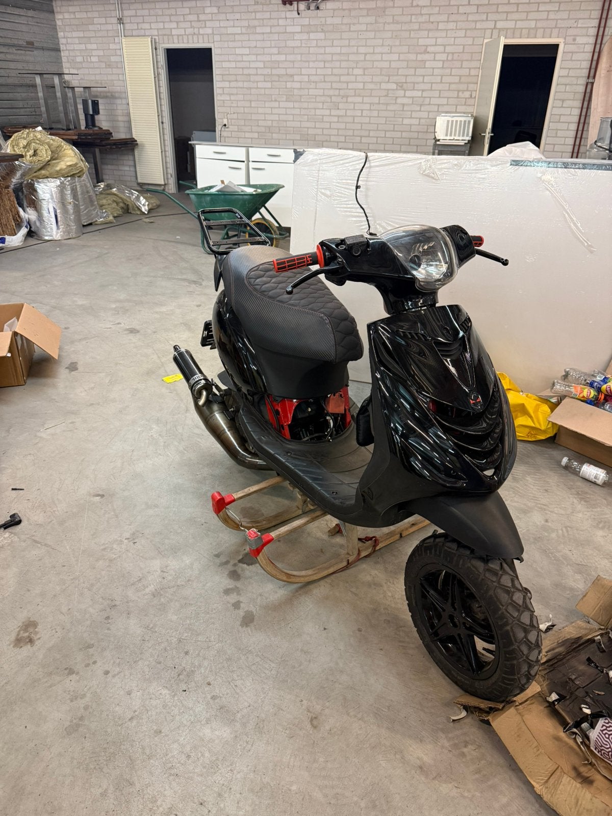 Piaggio zip 183cc geldig brom onderdelen, Fietsen en Brommers, Scooters | Piaggio, Ophalen of Verzenden, Zo goed als nieuw, Tweetakt