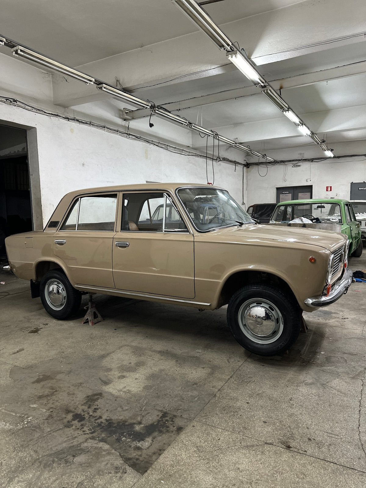 Lada 21011(1300) originele lak, foto 4