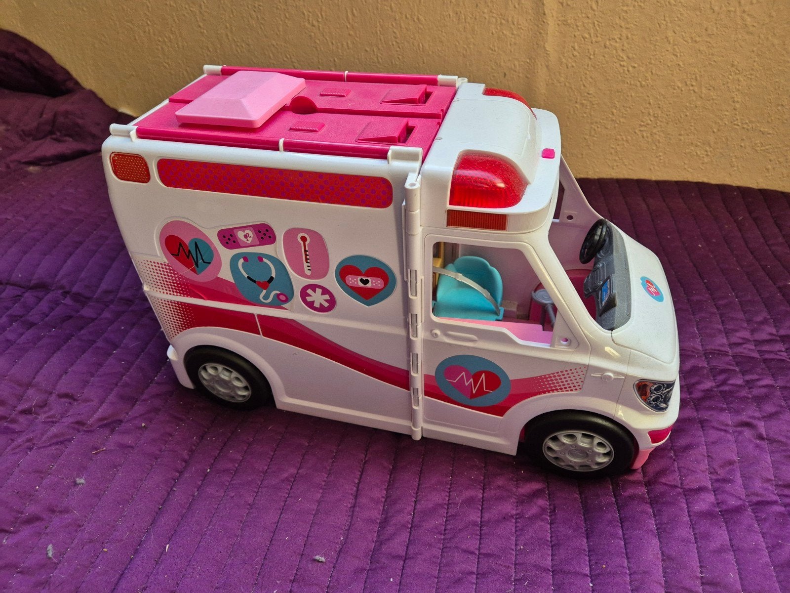 Barbiehuis, ambulance inklapbaar incl barbie, Ophalen