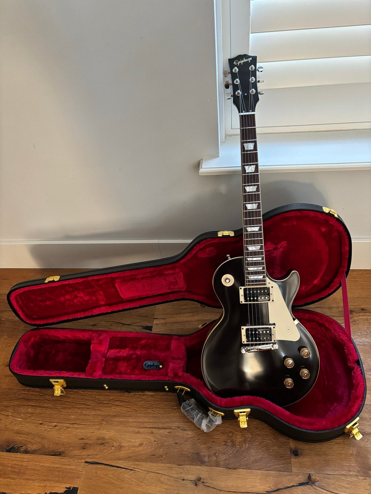 Epiphone by Gibson Custom Les Paul Jeff Beck 1954 Oxblood, Muziek en Instrumenten, Snaarinstrumenten | Gitaren | Elektrisch, Ophalen