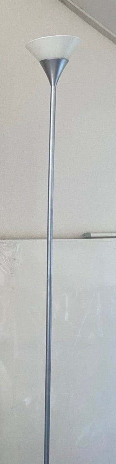 Moderne staande lamp met glazen kap, Huis en Inrichting, Ophalen, Gebruikt, Metaal, 150 tot 200 cm