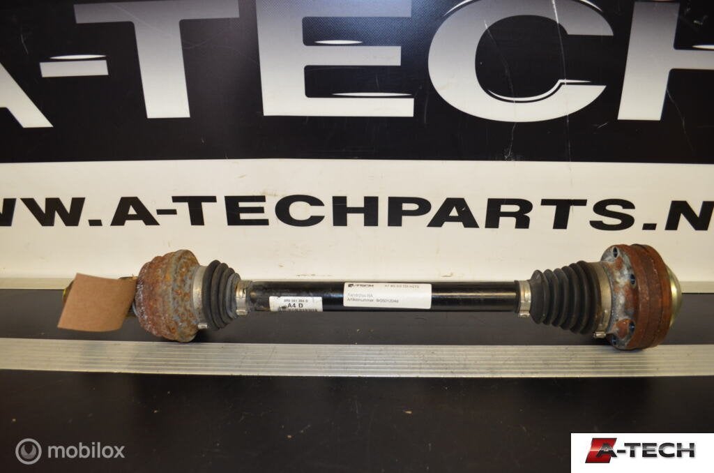 Aandrijfas rechtsachter Audi A7 4G quattro 10-17 8r0501204d, Audi, Gebruikt, Audi, Ophalen of Verzenden