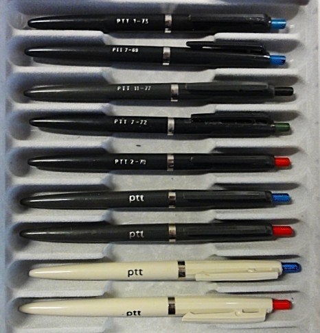 5 X PTT PENNEN MET DATUM ==  4 X met PTT, Overige merken, Balpen, Ophalen of Verzenden, Zo goed als nieuw