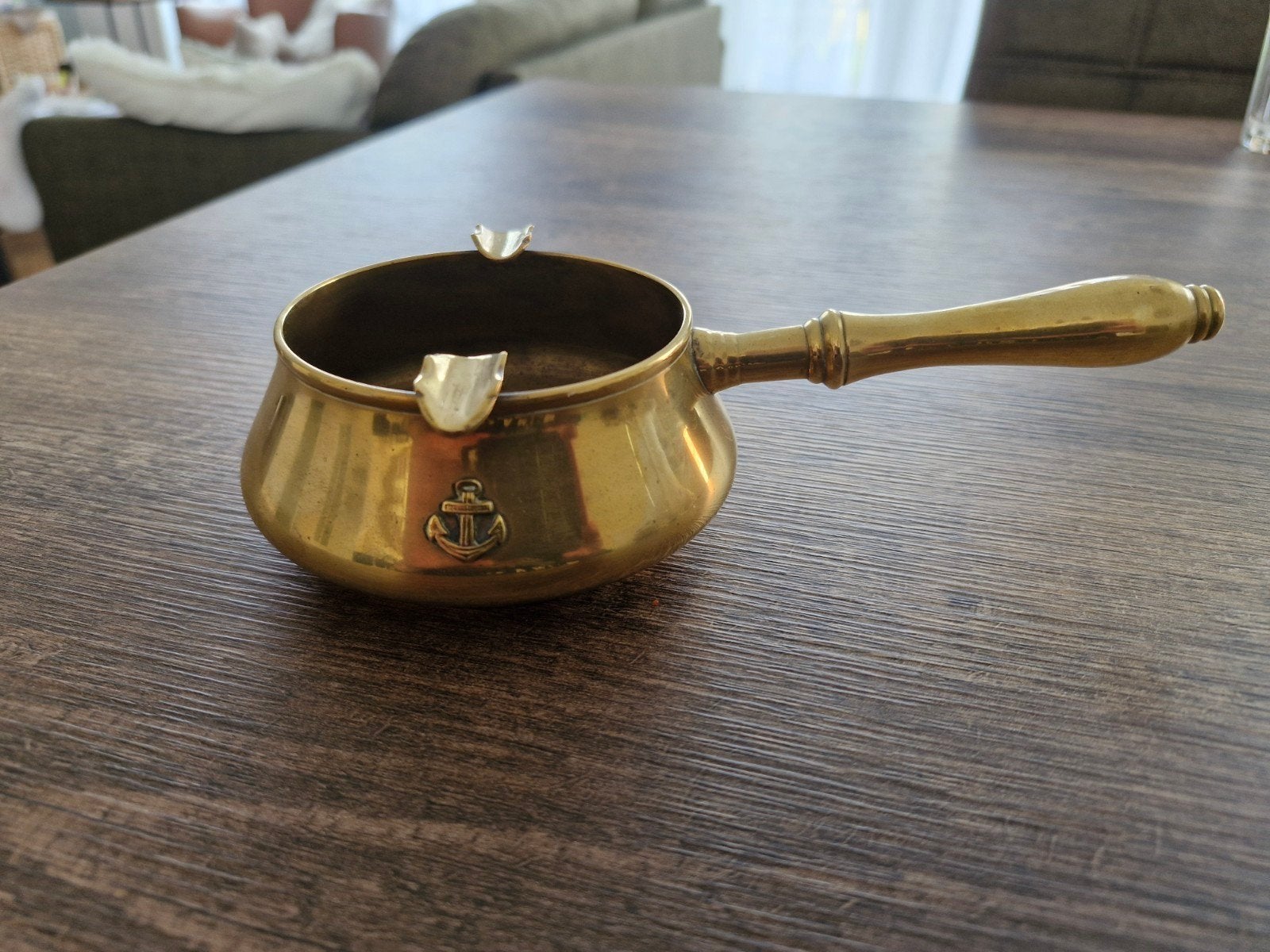Messing cauldron asbak met ankers en handvat., Antiek en Kunst, Antiek | Koper en Brons, Ophalen of Verzenden