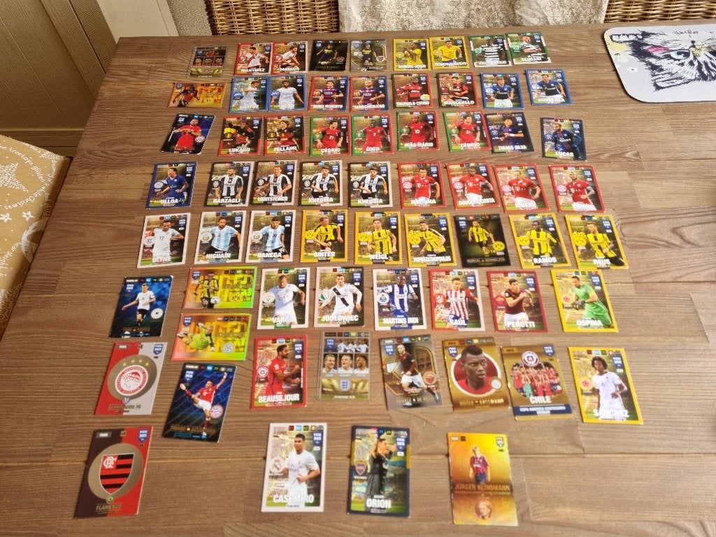 66 Mooie Voetbal Kaarten Panini Fifa 365 Adrenalyn XL, Verzamelen, Sportartikelen en Voetbal, Verzenden, Gebruikt, Overige binnenlandse clubs