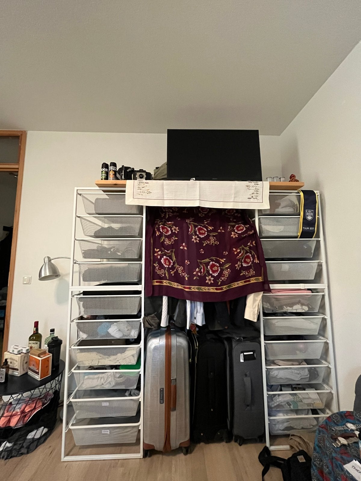 Closet, easy to assemble, Huis en Inrichting, Kasten | Kledingkasten, Ophalen, Met plank(en), Gebruikt, 150 tot 200 cm