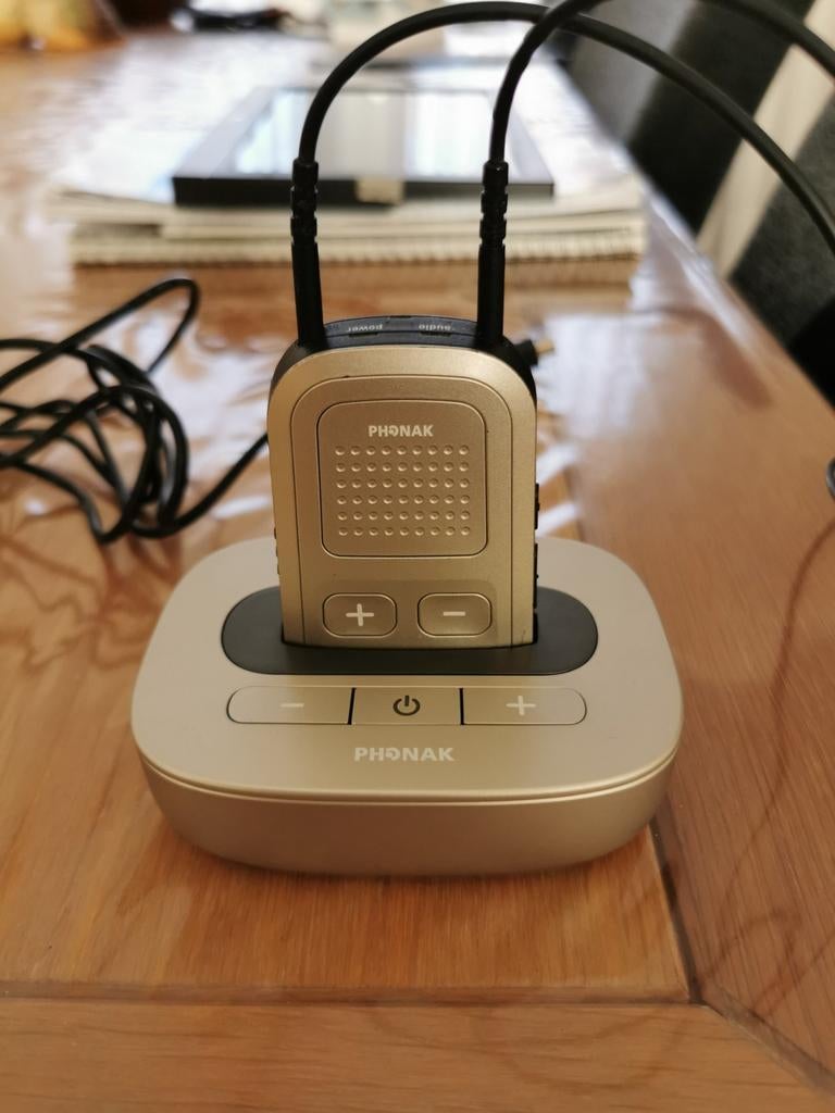 Phonak ComPilot II - Bluetooth streamer voor hoortoestellen, Audio, Tv en Foto, Ophalen of Verzenden, Gebruikt