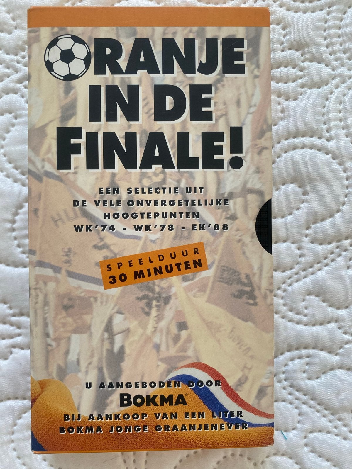 Oranje in de Finale! WK '74, WK '78, EK '88 - Bokma VHS, Alle leeftijden, Ophalen of Verzenden, Gebruikt, Documentaire