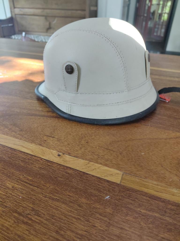 Stijlvolle fietshelm - Beige, comfortabel en veilig, Fietsen en Brommers, Gebruikt, Onbekend, Overige maten, Ophalen of Verzenden