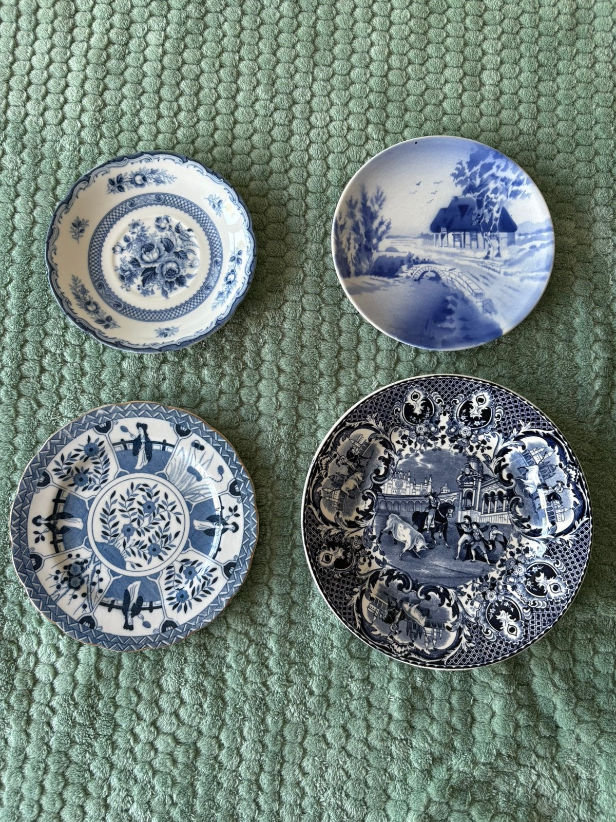 Porseleinen blauwe bordjes, Ophalen of Verzenden
