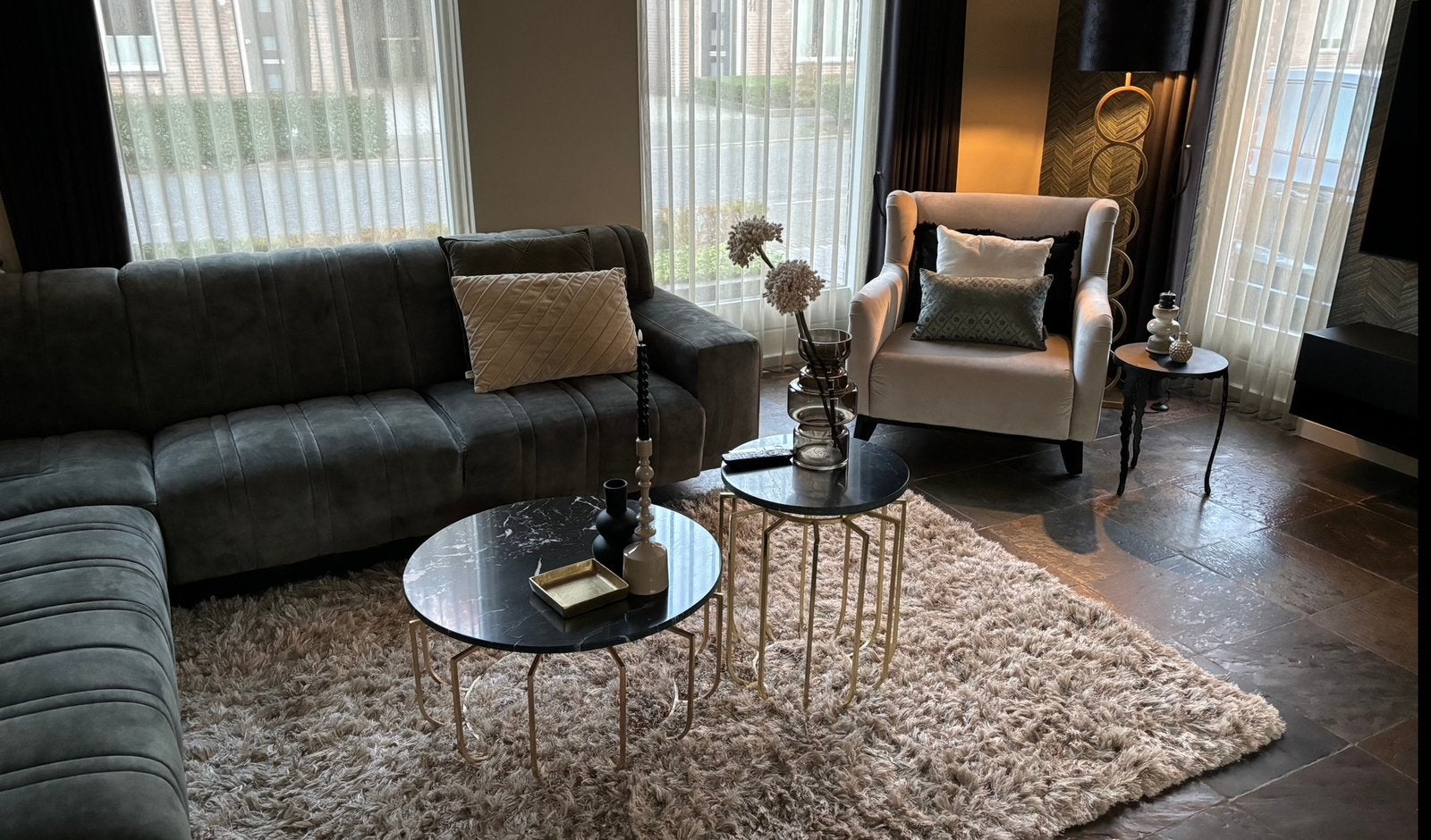 Urban Sofa velvet loveseat Catania Silver - in nieuwstaat, Ophalen, Zo goed als nieuw, Stof, 75 tot 100 cm