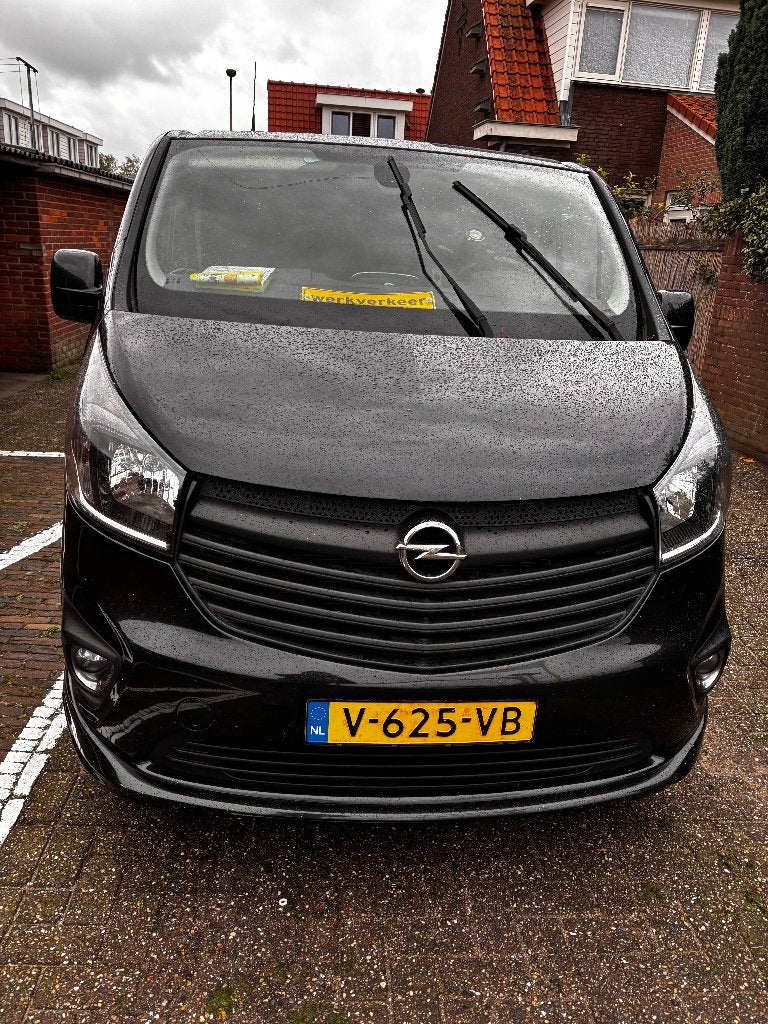 Opel Vivaro 1.6 BiTurbo 147 pk L2H1 2018 Irmscher/Schade/Exp, Auto's, Voorwielaandrijving, 4 cilinders, Zwart, Particulier