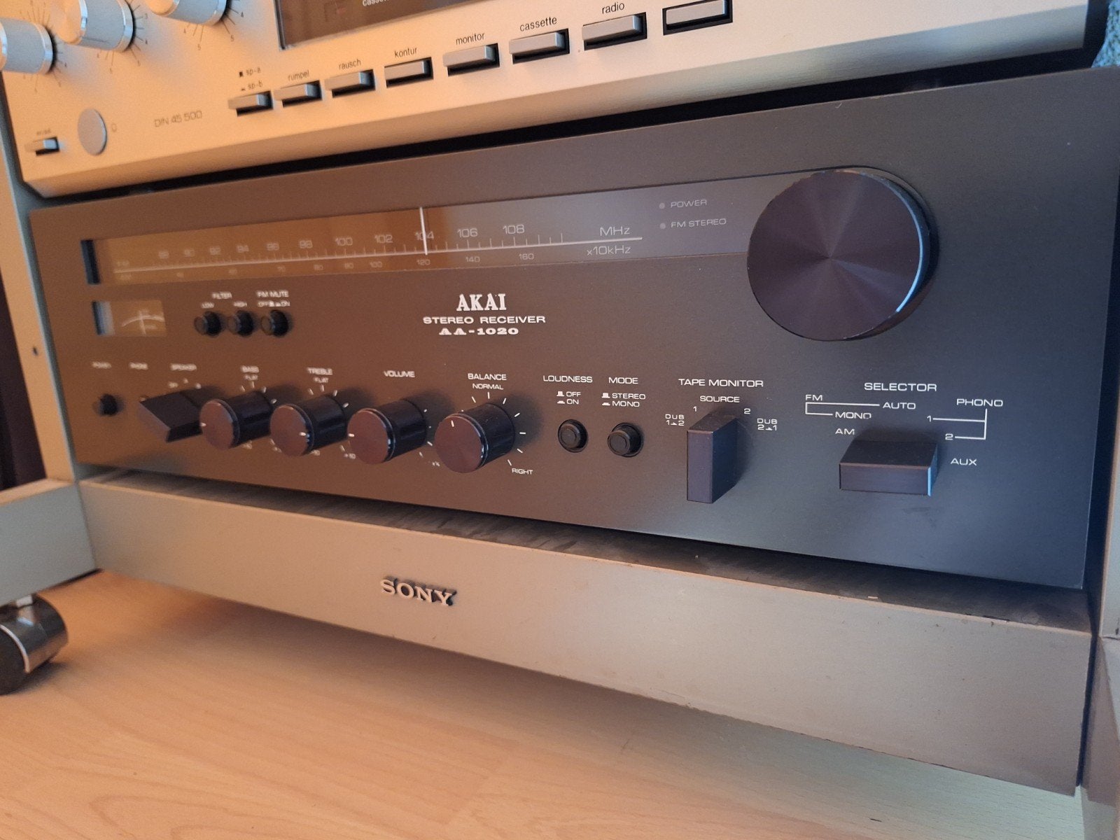 akai AA-1020 reciever, Gebruikt, Ophalen, Overige merken, Minder dan 60 watt