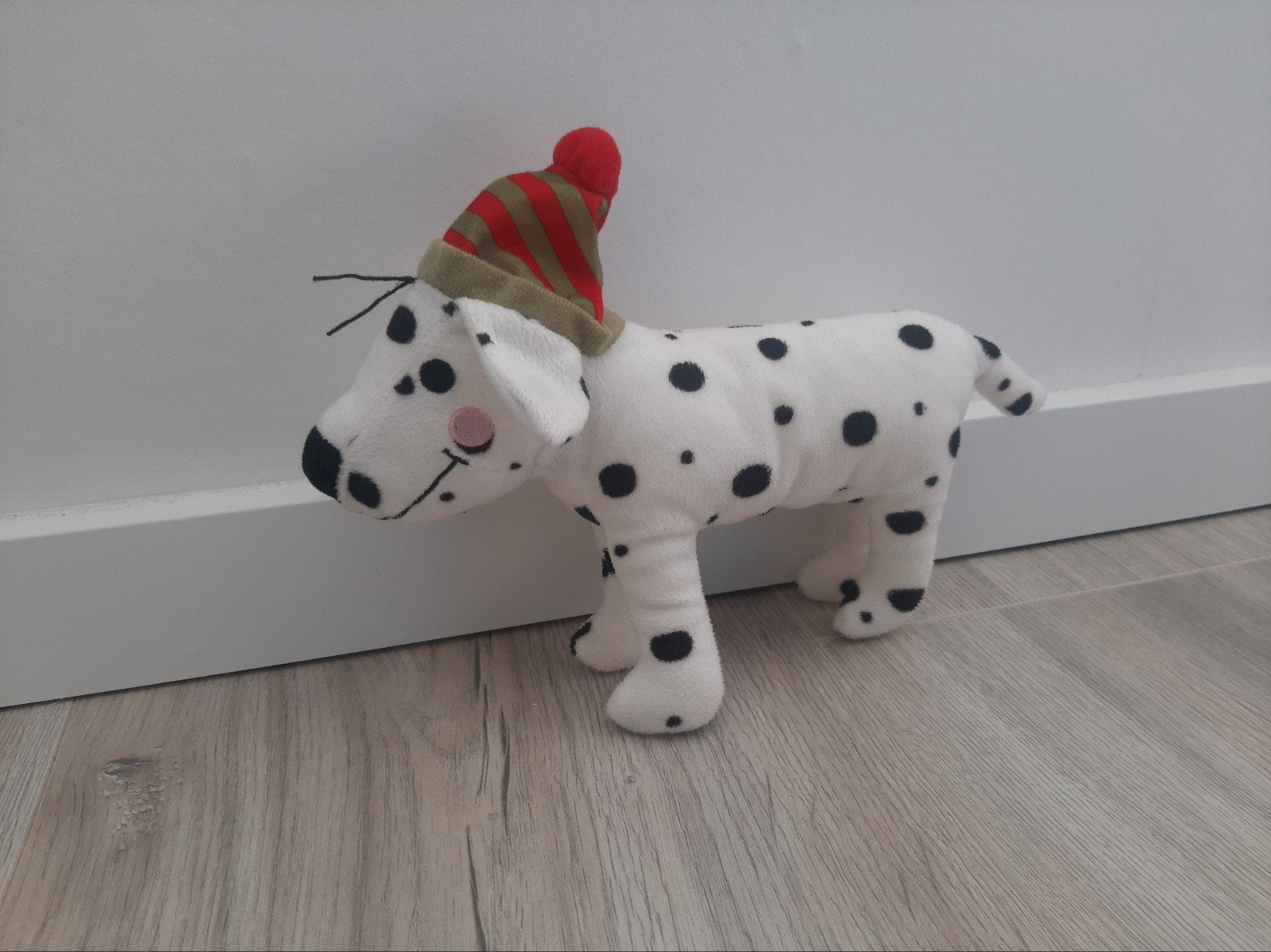 Knuffel Ikea hond Dalmatier muts stippen K5823, Ophalen of Verzenden, Zo goed als nieuw, Beer