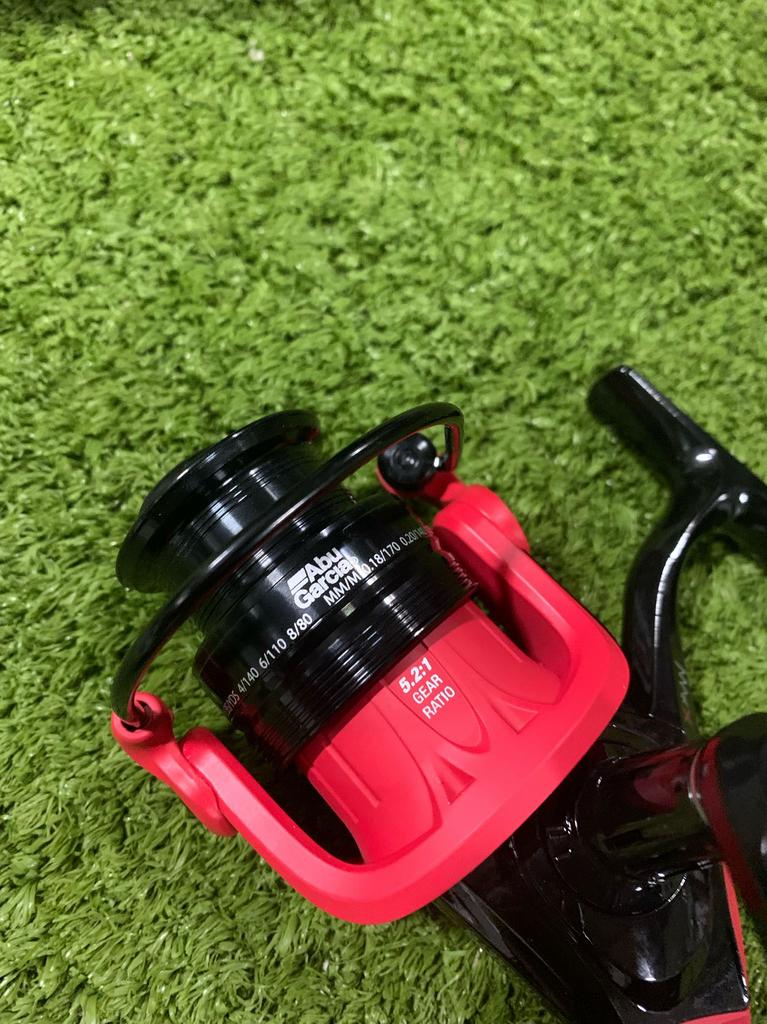 Sale! Nieuwe Abu Garcia Max X 1000 molen, 4 lagers, Ophalen of Verzenden, Nieuw, Molen