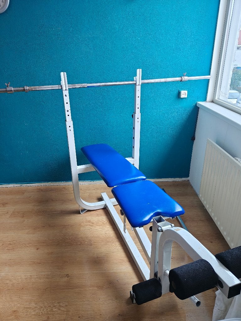 Halterstang 10 kilo Lengte, 180 cm, Sport en Fitness, Fitnessmaterialen, Ophalen, Zo goed als nieuw, Armen, Halterstangen